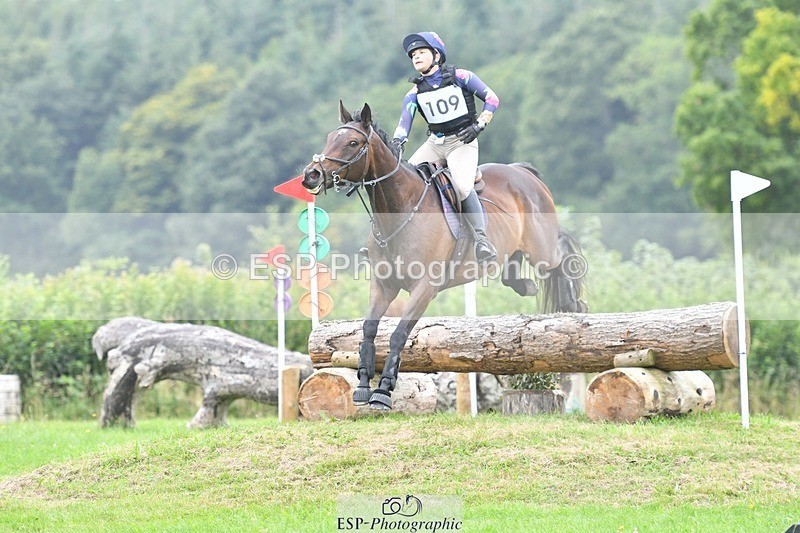 240803-113621-03241 - 109-Harriet_Parkes-JUST_HENNY