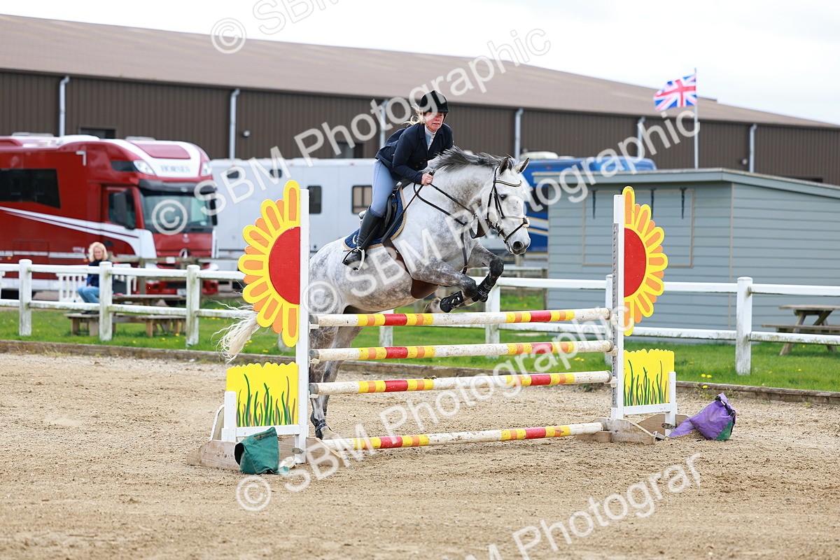 SBM_002545 - Class 10 - Senior Newcomers - 1.10m