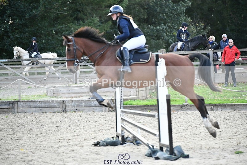 251004A-162214-02048 - Classes 10 & 11 80cm