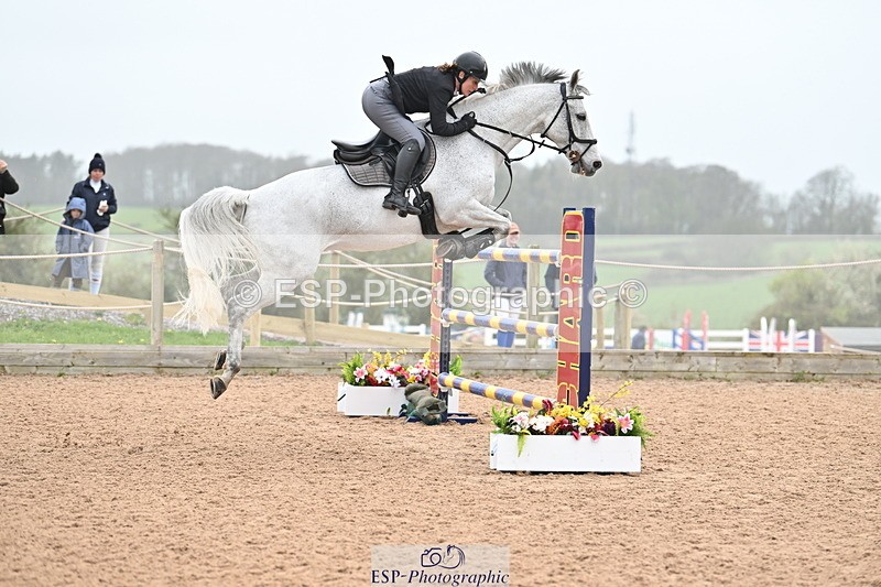 240405A-151209-02226 - Cls 6 National 1.40m Open