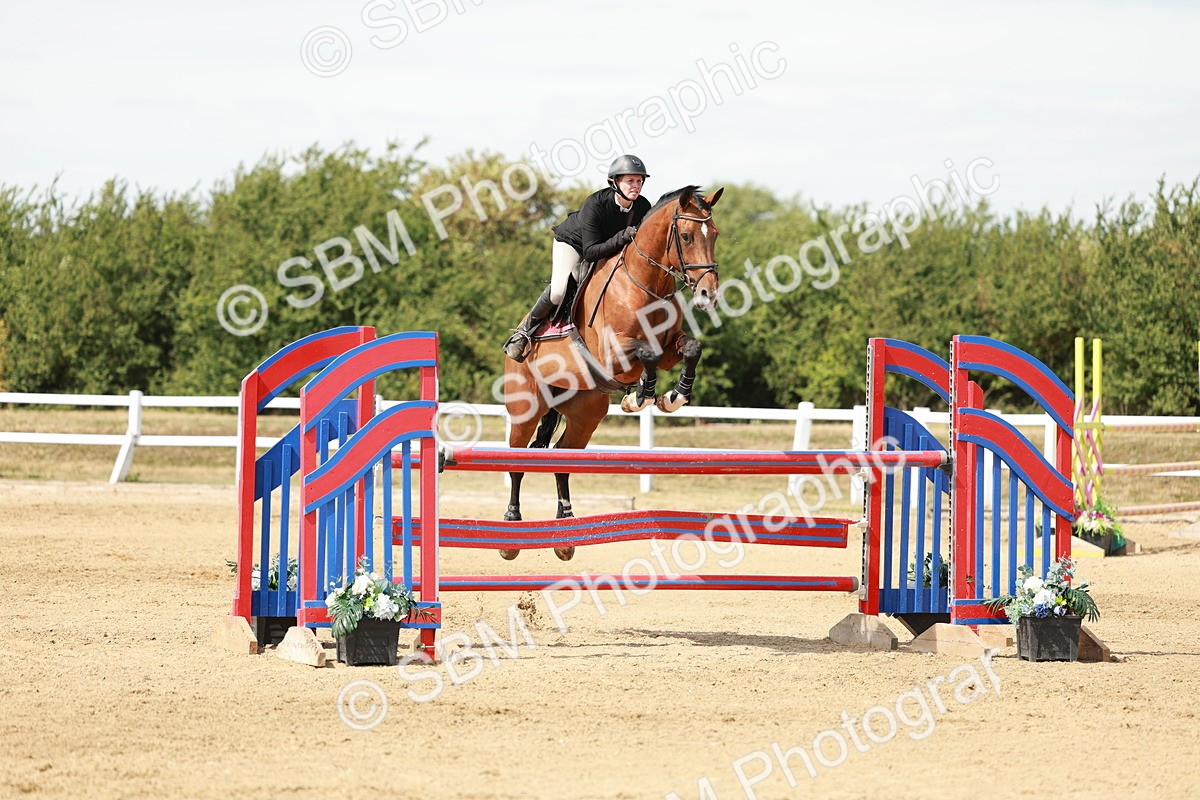 SBM_007988 - Class 4 - Senior Foxhunter - 1.20m Open