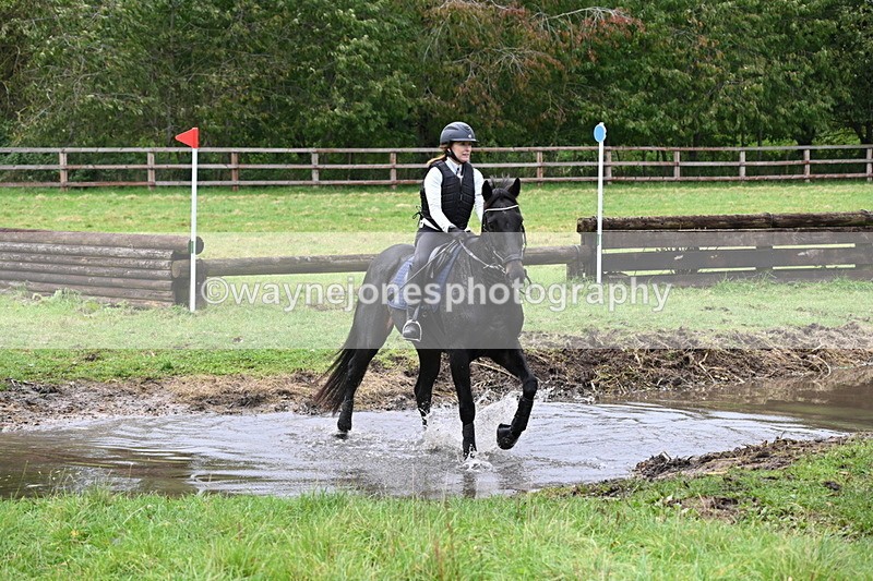 WJ6_6089 - Time at Photographer 12:41 to 13:05
