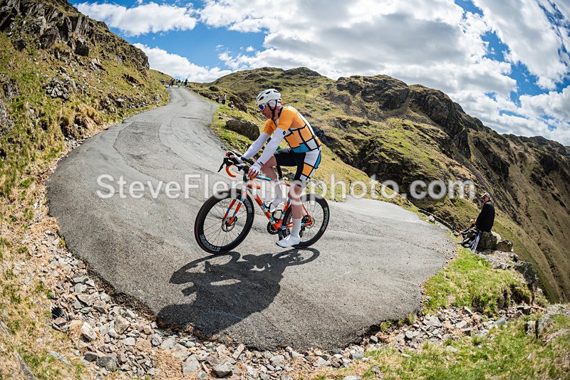 114929 - Hardknott Hairpin 11.00 - 12.00