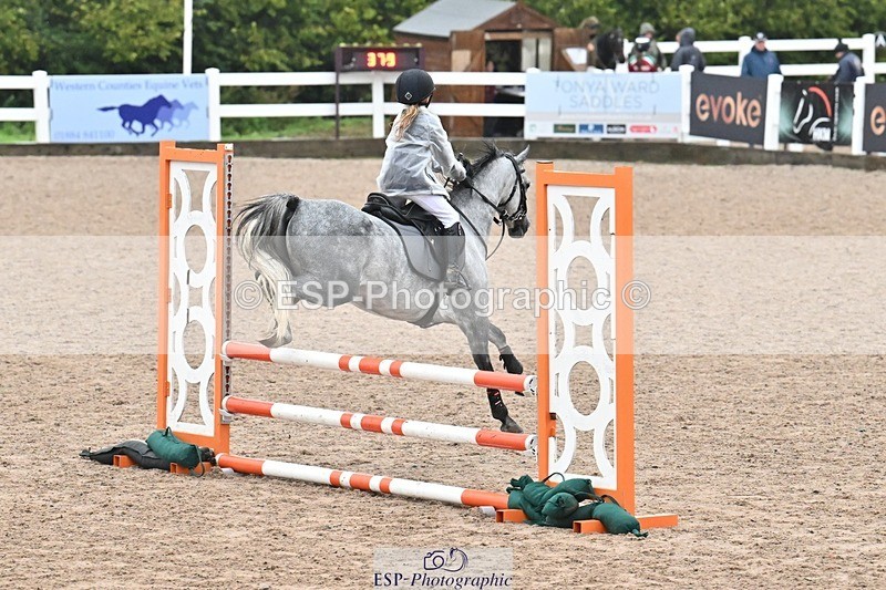 250920-142522-01690 - Cls 32 Stepping Stones