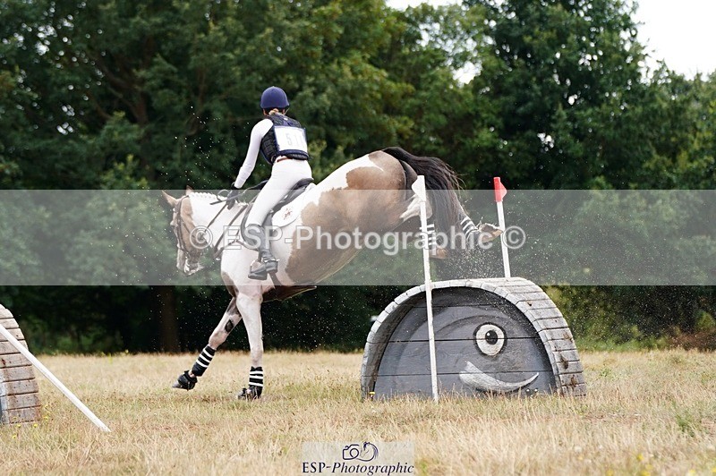 250803A-115926-11610 - L-516-Chloe.Robinson-BRACKENSPA'S.KEEP.A.SECRET