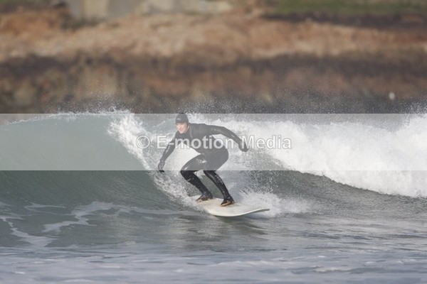 SU 160109-52 - Surf - January
