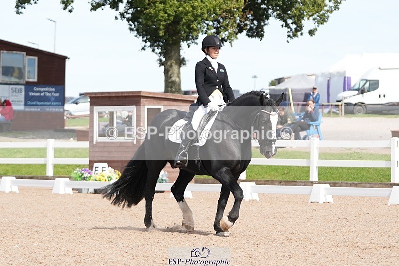 250906-140650-03879 - 021-Francesca.TurnerAlbie