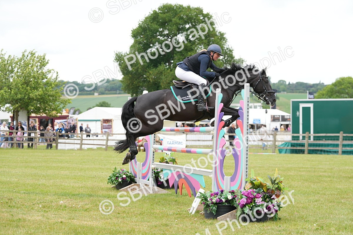 SBM_05253 - Class 201 - British Horse Feeds Speedi Beet Horse of the Year Show Grade  C