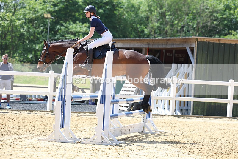 3E7A9938 - Class 9: Senior BN/90cm open