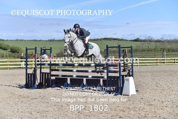 BPP_1802 - CLASS 19 SUN Senior Foxhunter/ 1.20m Open