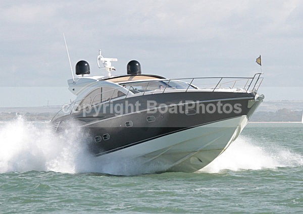 110926 SUNSEEKER PREDATOR IMG_7081 - Motorboats - Hardtop