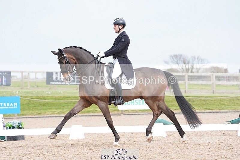 250403-152302-03121 - 032-Darren.Hicks-Sir.Robinson