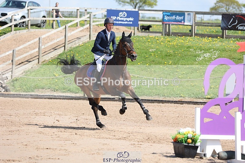 250427-130350-16946 - Cls 12 - 2 Star Big Tour L Ranking GP start to break