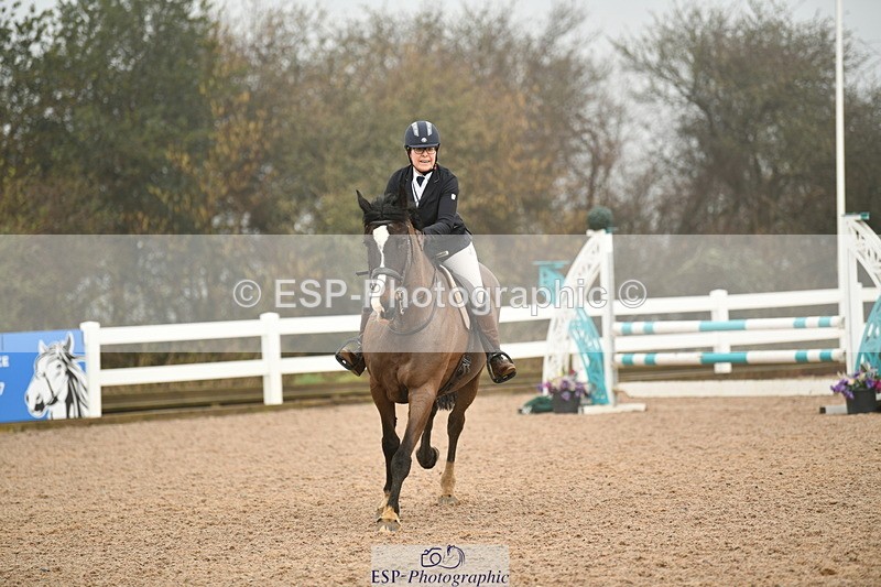 240317A-092010-04695 - Cls 30 85cm National Amateur Quali