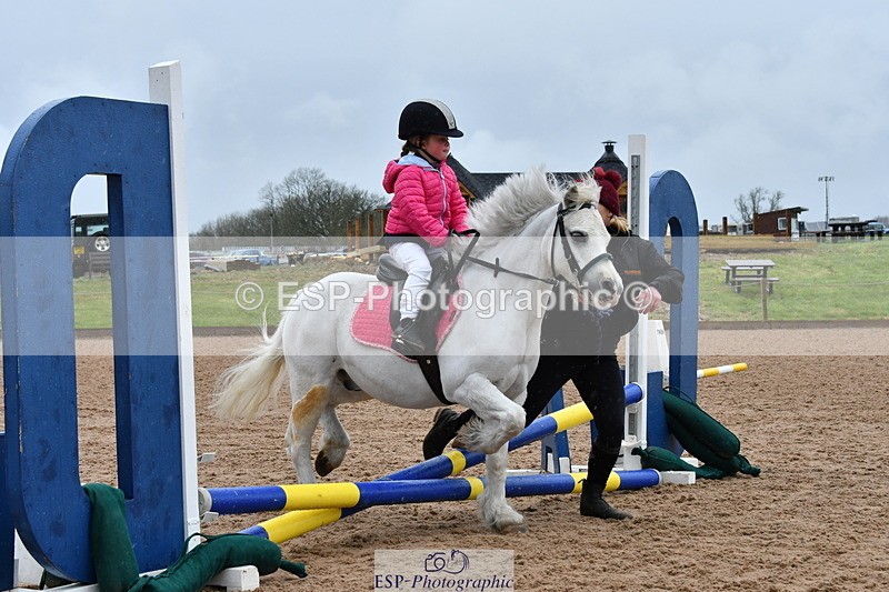 240402A-140349-00016 - 50cm Clear Round