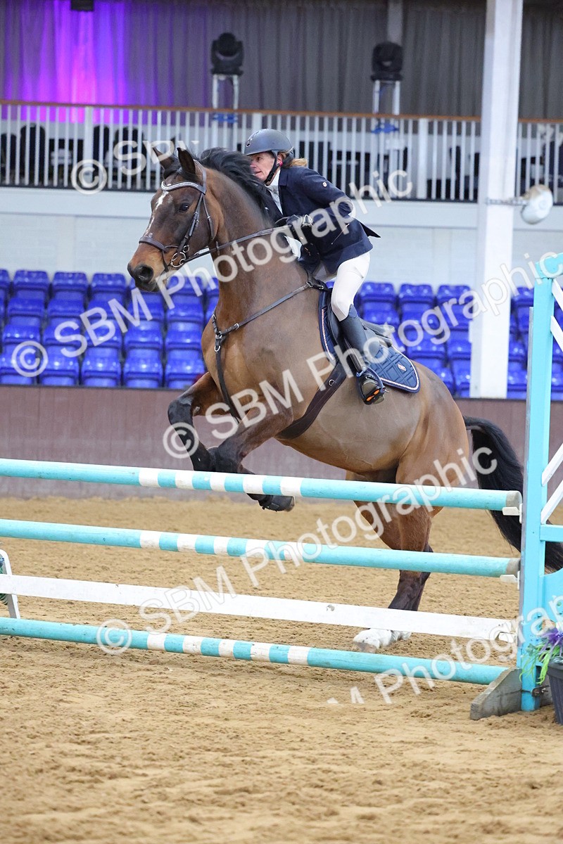 SBM_010035 - Class 21 - Nupafeed Supplements Senior Discovery/ 1m Open - First Round (1.00m)