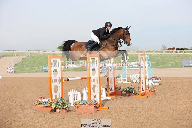 240511A-172705-15370 - Cls 38 National 1.40m Open