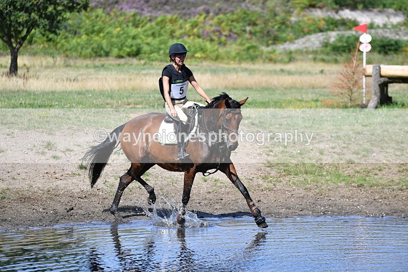 WJ5_2241 - XC Time 10:54 to 11:14