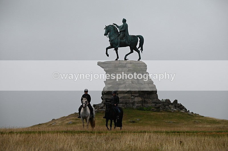 DSC_1365 - Time at Statue 11:54 to 12:12