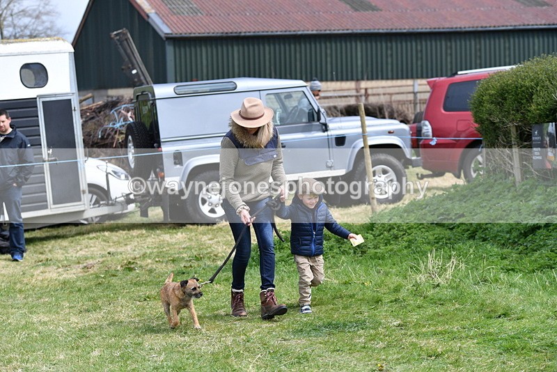 WJ5_0487 - Class 7 Best Terrier