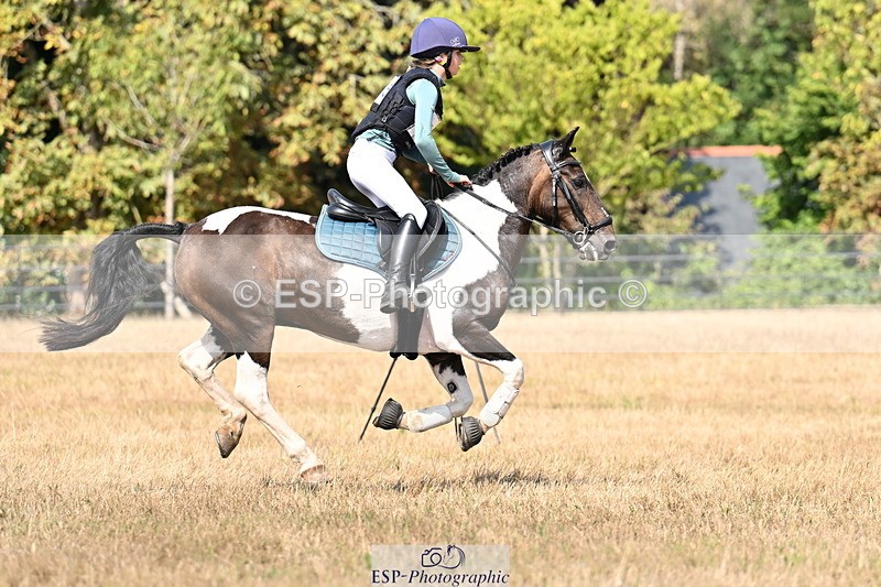 250824A-143450-37811 - 2105-Annabelle.Blight-Mr.Parkroe.Sammy