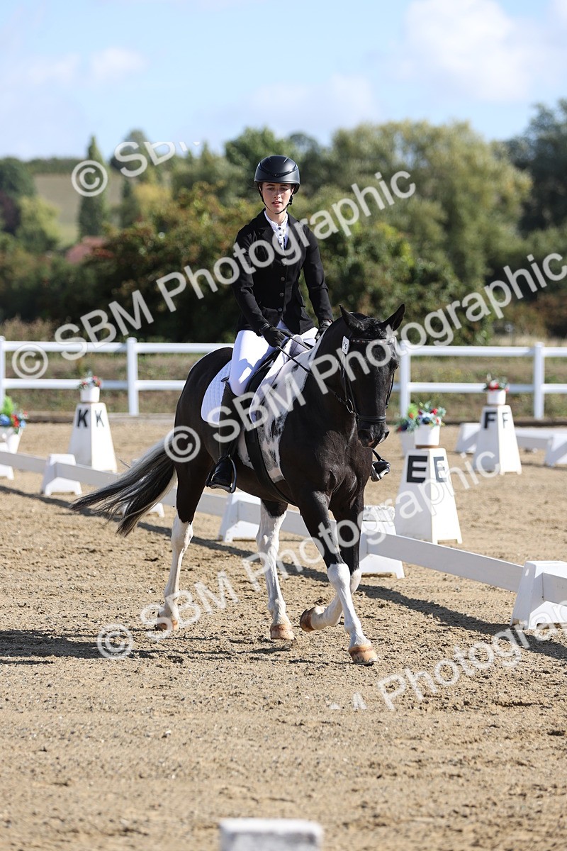 SBM_001140 - Class 2 - Intro 4 Champs - 9.44-10.38