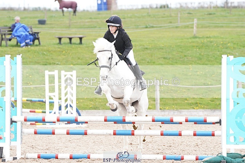 250414-133822-00963 - 80cm Round 2