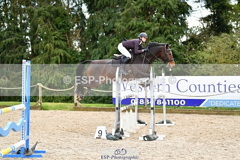 240324-123742-02607 - Cls 9 Snr 1.05m Open