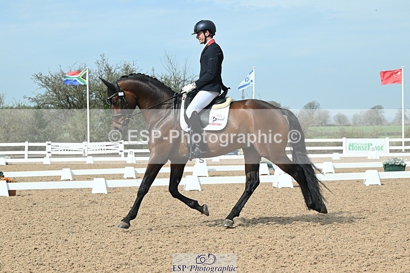 250403-103916-01516 - 048-Angus.Corrie-Deane-Maigret.VD.Watermolen