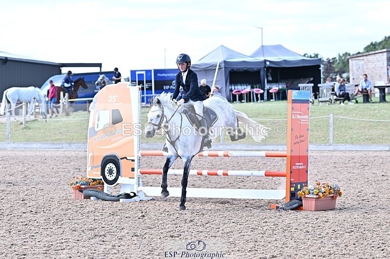 250627-171654-00902 - Cls 6 Stepping Stones 128cm and 138cm