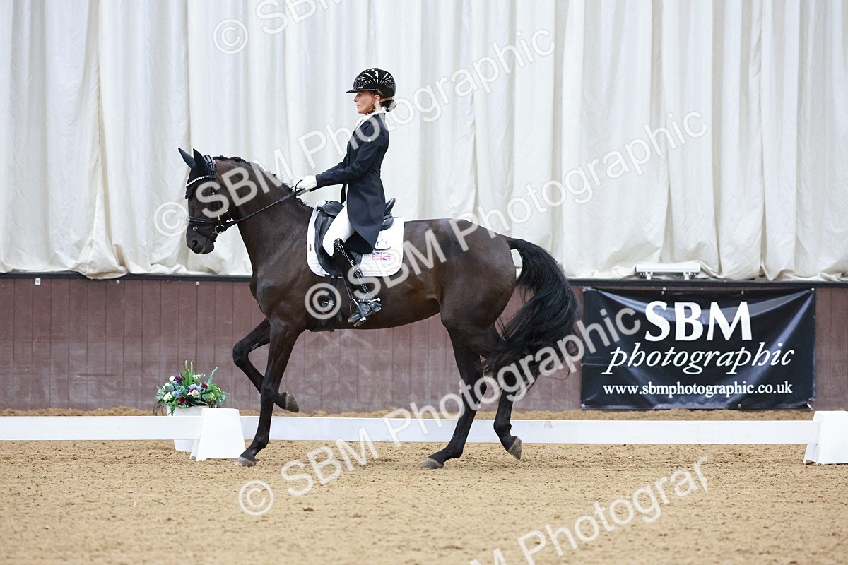 SBM_021187 - Class 14 - FEI Grand Prix - 17.40-18.34