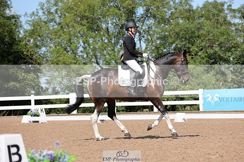 240816A-120810-04359 - 191-Sarah.Tancock-Fairly.Smart