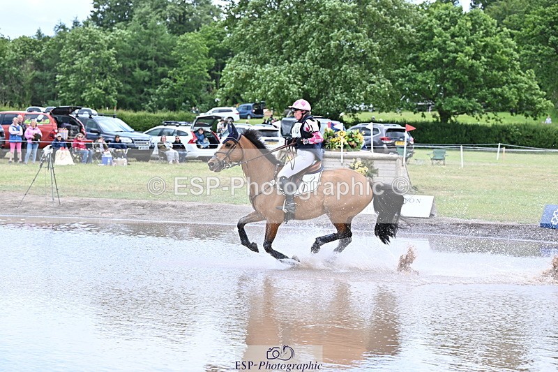 250525A-123757-16067 - D-413-Althea.Bleekman-GRANNCORD