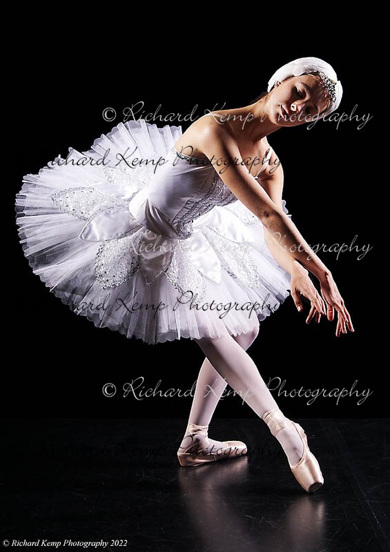 010522-4751w - Performance