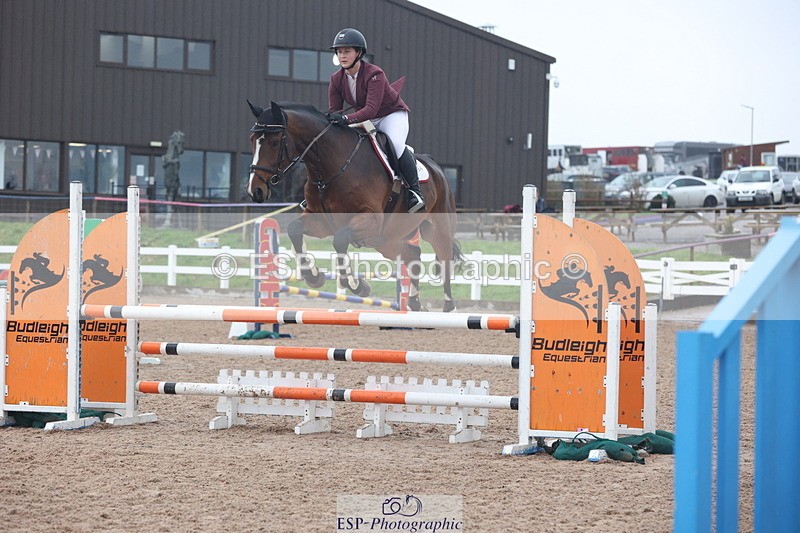 231112A-100917-03225 - Cls 17 Blue Chip Novice Winter Qualifier