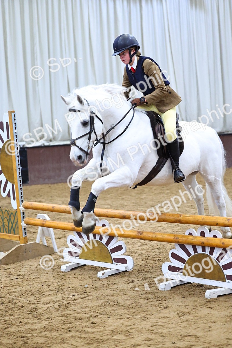SBM_005078 - Class 41 - Not exceeding 143cms