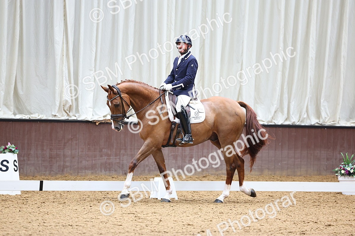 SBM_006390 - Class 5 - novice 6 - 12.04-13.07