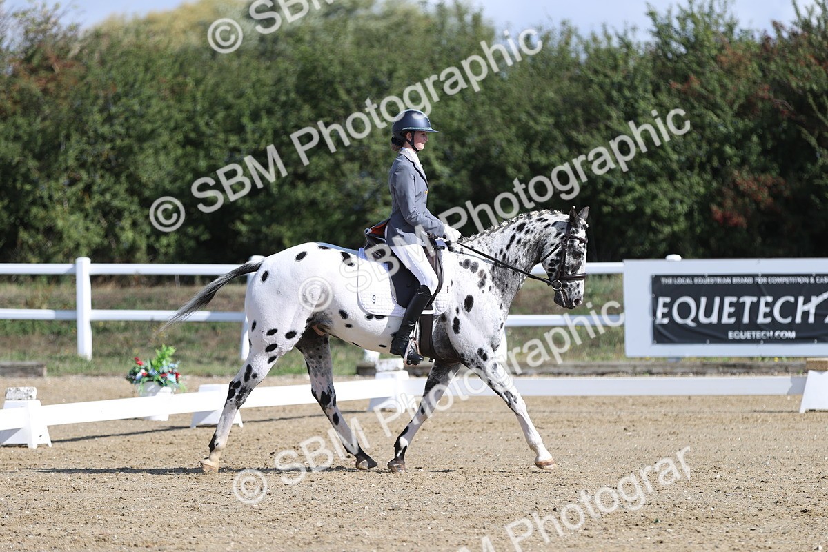 SBM_001194 - Class 2 - Intro 4 Champs - 9.44-10.38