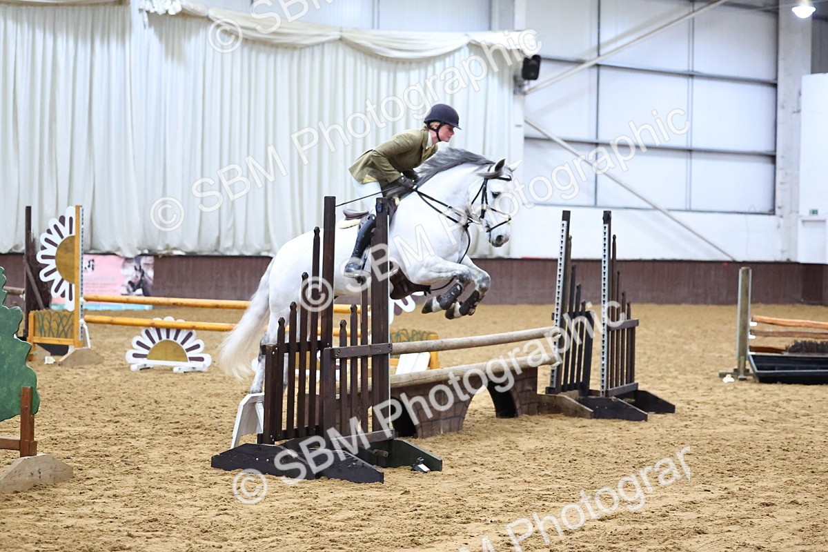 SBM_003628 - Class 37 - 80cm Training Stakes