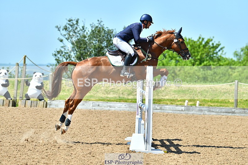 230527A-120309-04346 - Cls 15 Foxhunter