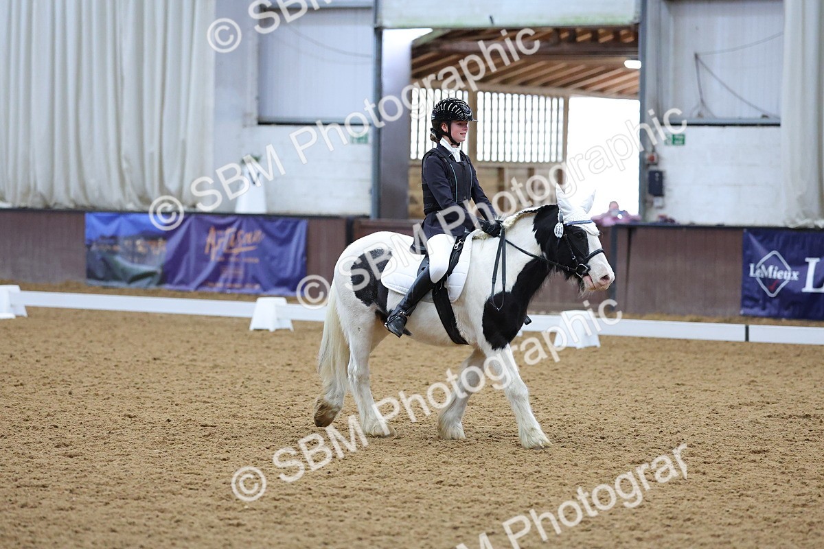 SBM_000471 - Class 2 - Intro 3 - Championship 9.54-10.50