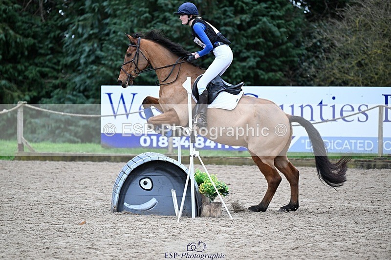 241116-111615-00877 - Cls 2 80-85cm Start to 11.30