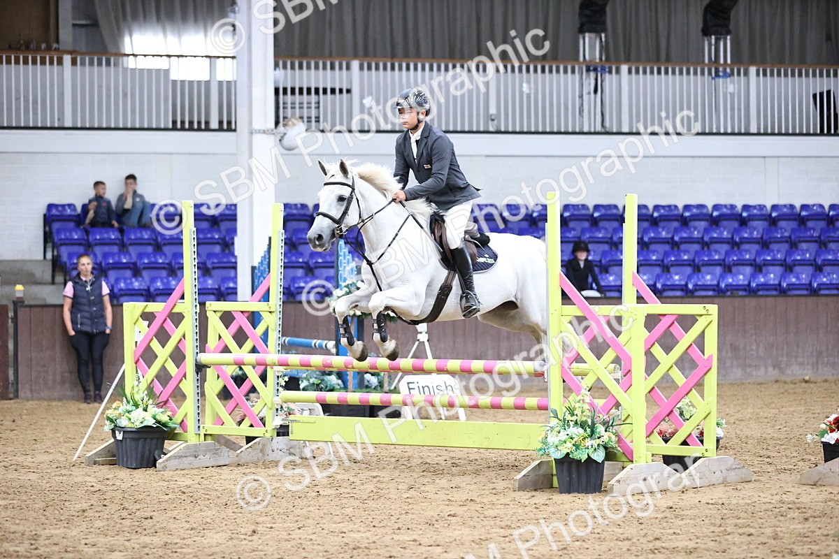 SBM_002304 - Class 11 - Pony Discovery - 90cm Open