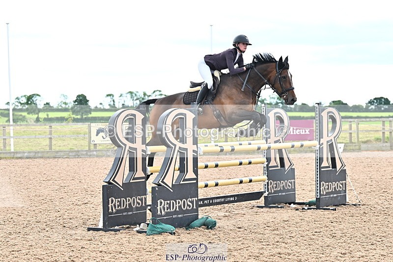 240608A-142241-02735 - Cls 5 Snr Foxhunter and 1.20m Open