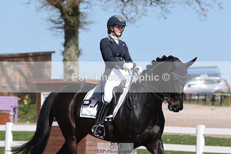 250405-144910-11467 - 069-India.Hamilton-Burnet-Kissingdale