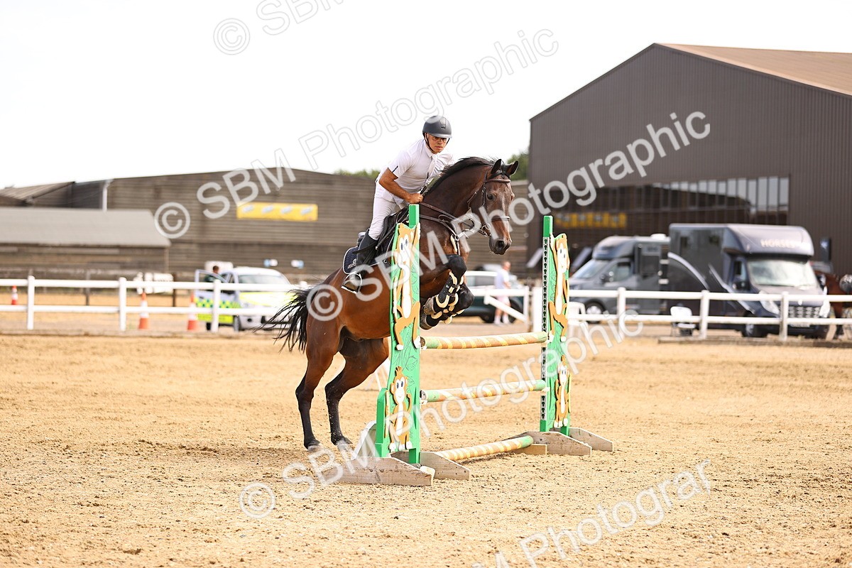 SBM_001158 - Class 4 - Senior Discovery - 1.00m Open