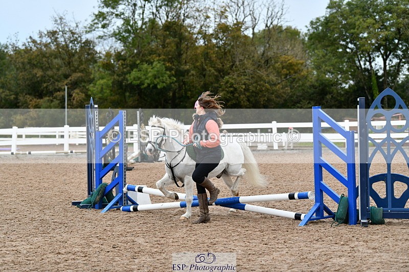 241013B-084351-00005 - Cls 1 Clear Round