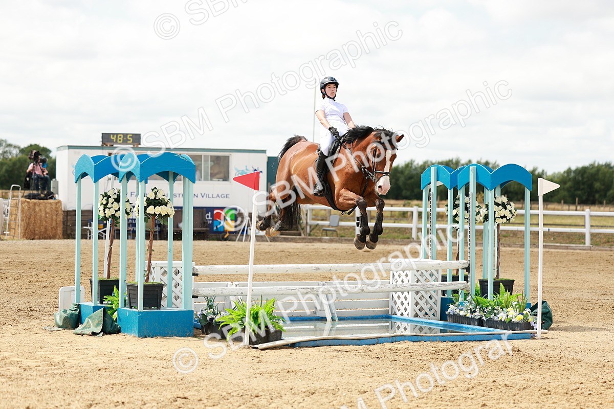 SBM_018515 - Class 21 - Senior Newcomers Championship 2d Rd