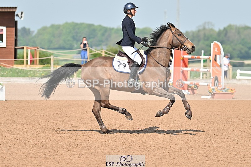 240512A-100409-17122 - Cls 48 National 1.30m Open