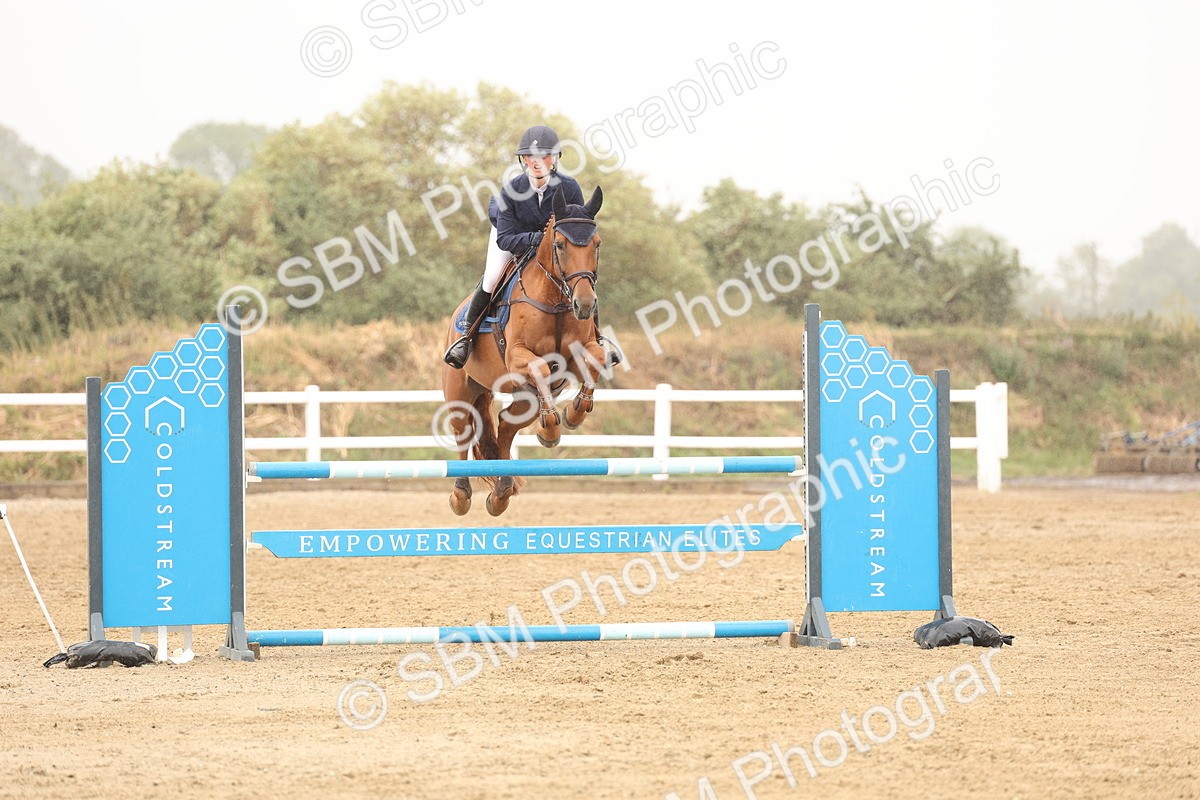 SBM_024121 - Class 6 - Senior Newcomers 1.10m